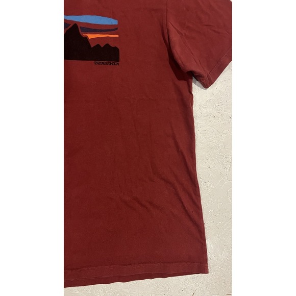 Patagonia T-Shirt Men's Size L Red Logo Regular Fit Crew Neck Short Sleeve - Picture 2 of 10